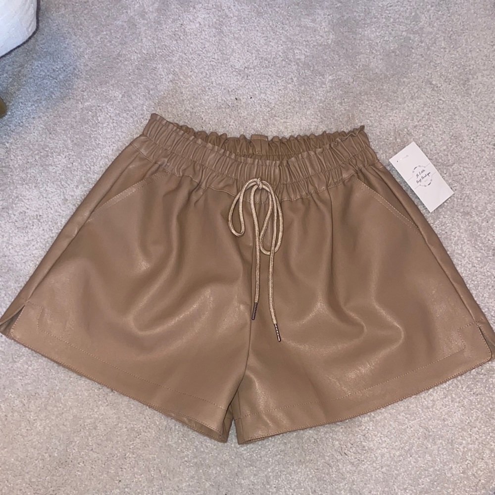 Mojo leather shorts